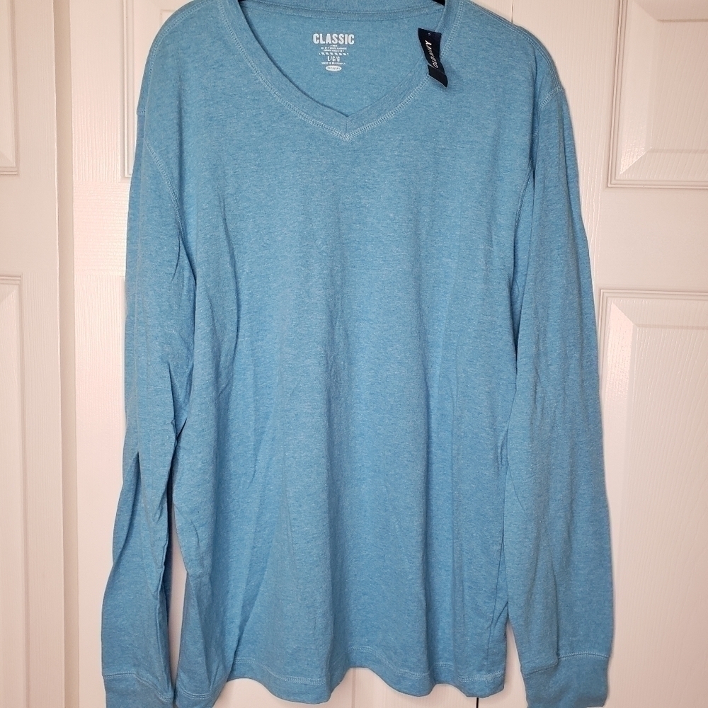 NWT Old Navy Classic long sleeve blue vneck tshirt size L.